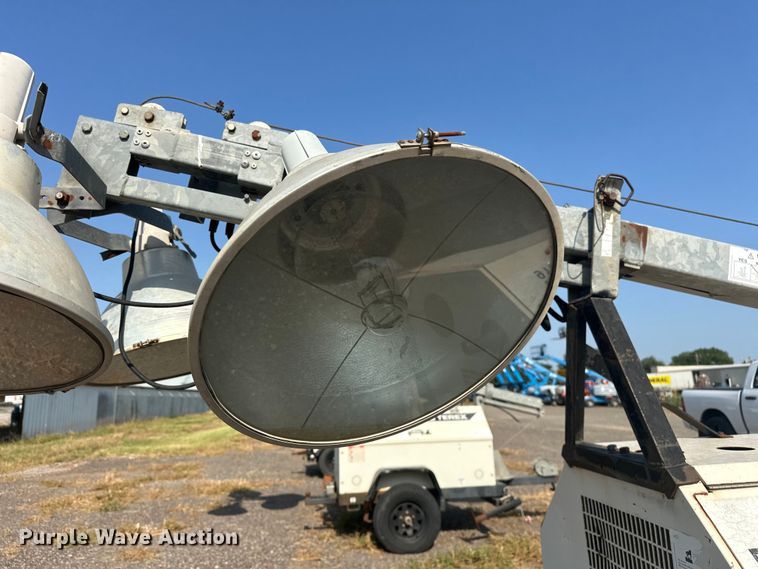 image for item DO7012 2008 Terex  RL4000 light plant