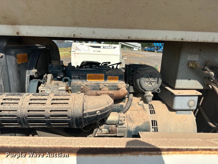 image for item DO7012 2008 Terex  RL4000 light plant