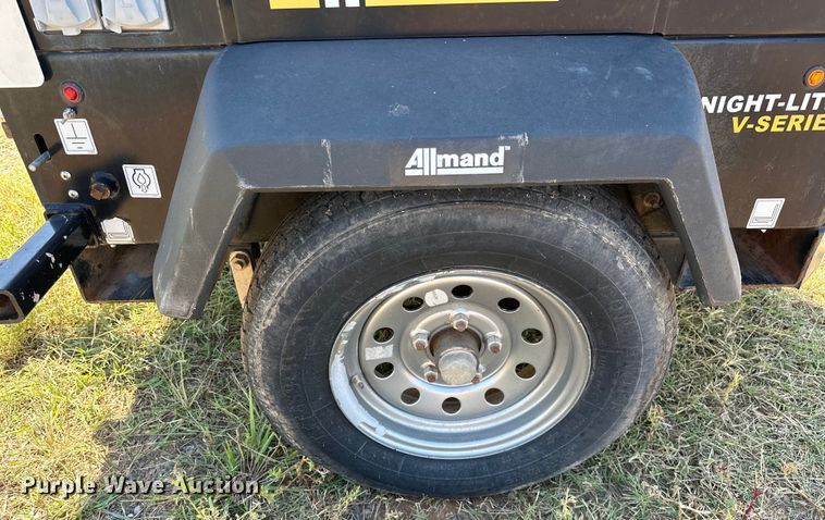 image for item DO7013 2018 Allmand  Night-Light V-Series NLV light plant