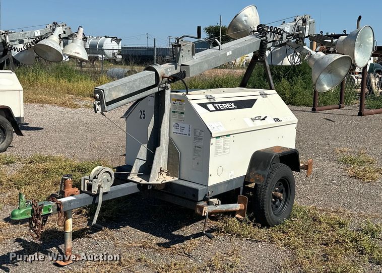 image for item DO7014 2011 Terex RL4000  light plant