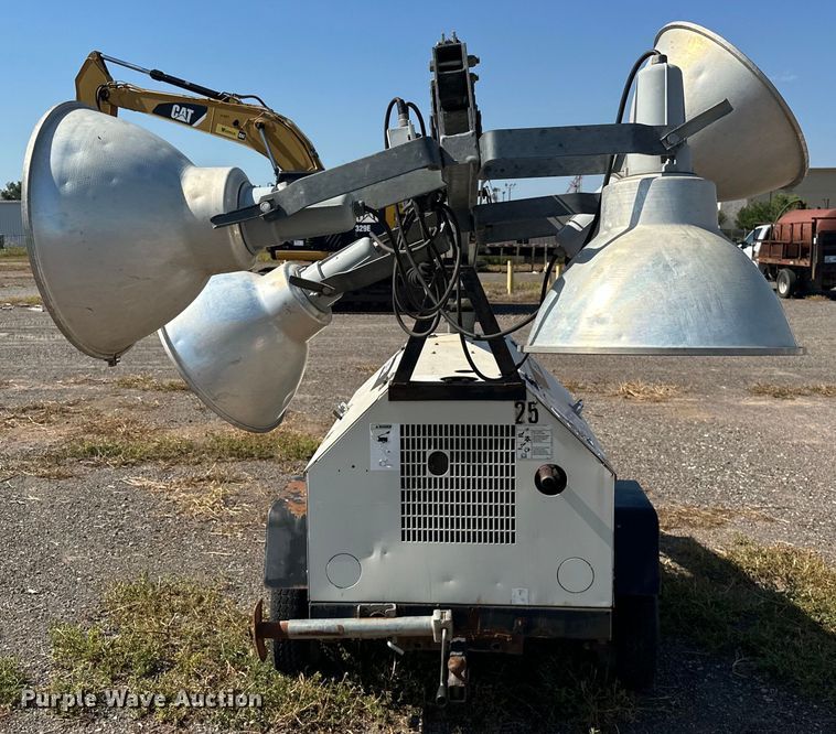 image for item DO7014 2011 Terex RL4000  light plant