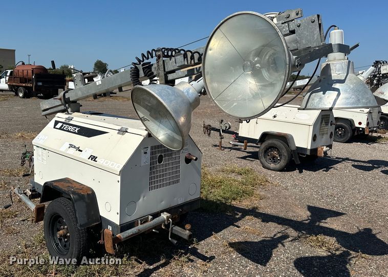 image for item DO7014 2011 Terex RL4000  light plant