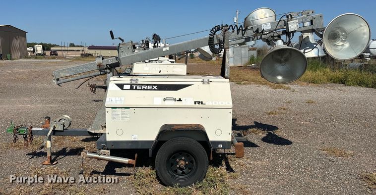 image for item DO7014 2011 Terex RL4000  light plant