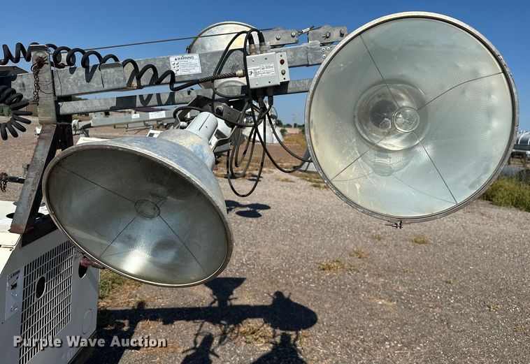 image for item DO7014 2011 Terex RL4000  light plant