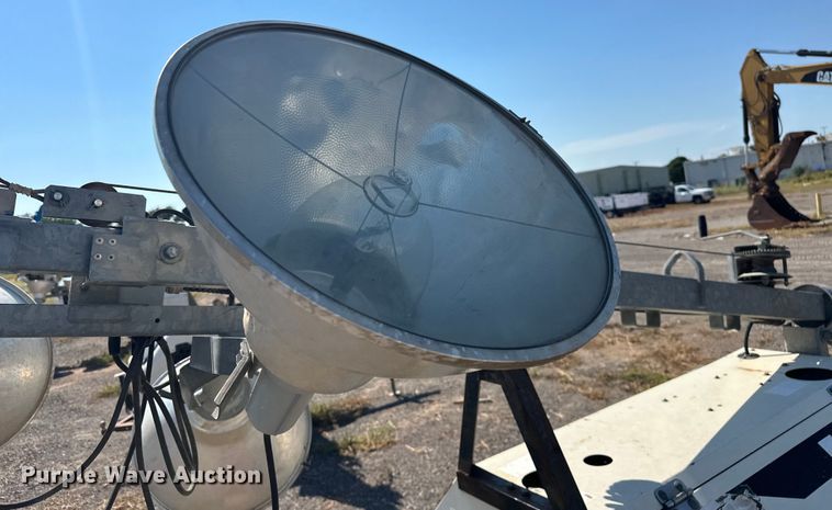 image for item DO7014 2011 Terex RL4000  light plant