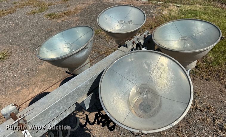 image for item DO7015 2008 Terex RL4000 light plant