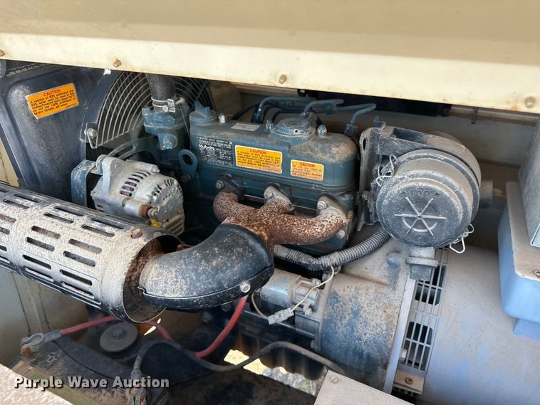 image for item DO7015 2008 Terex RL4000 light plant