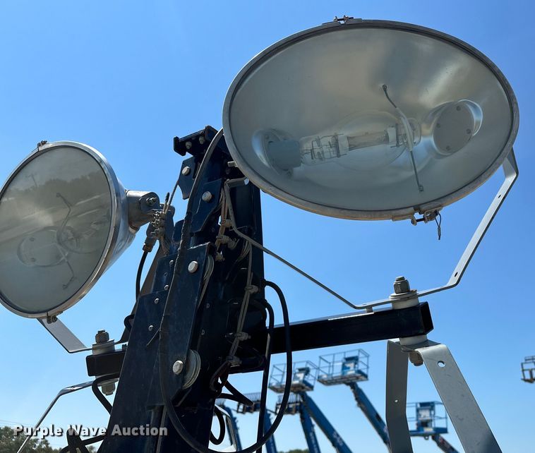 image for item DO7016 2017 Allmand  Night-Light V-Series NLV light plant