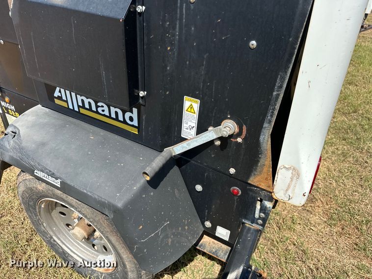 image for item DO7016 2017 Allmand  Night-Light V-Series NLV light plant