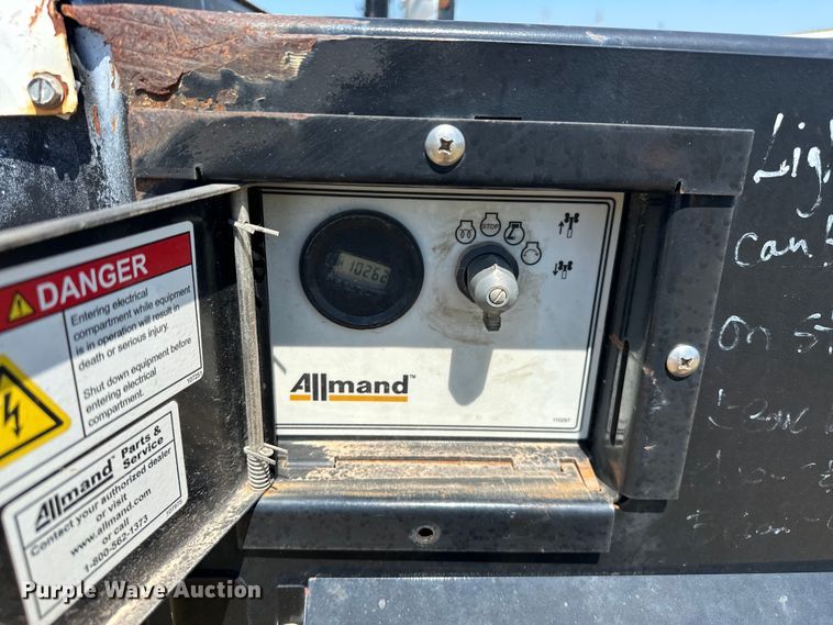 image for item DO7016 2017 Allmand  Night-Light V-Series NLV light plant