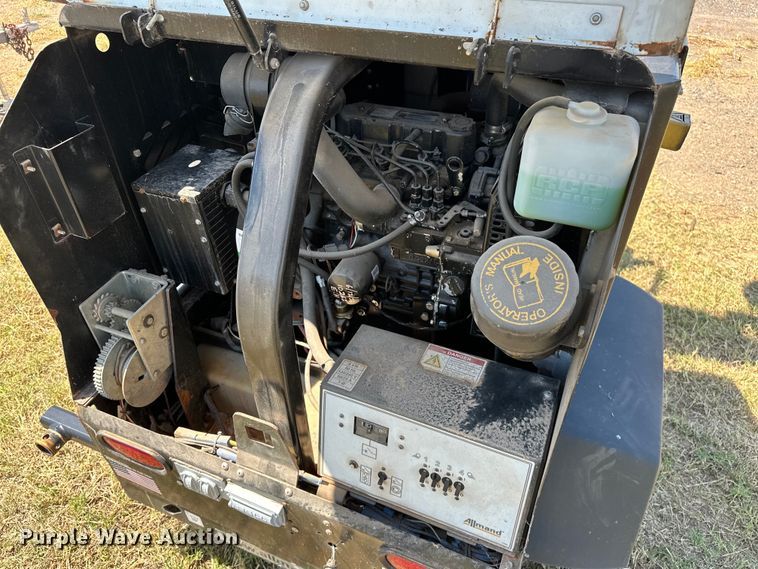 image for item DO7016 2017 Allmand  Night-Light V-Series NLV light plant