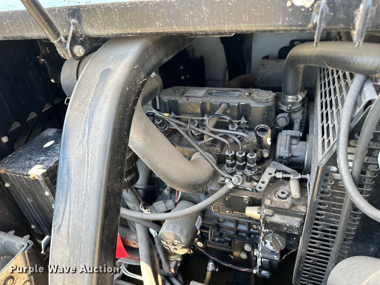 image for item DO7016 2017 Allmand  Night-Light V-Series NLV light plant