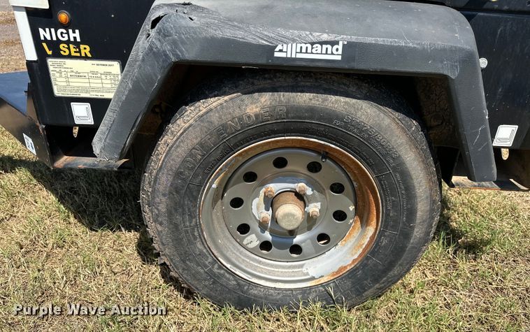 image for item DO7016 2017 Allmand  Night-Light V-Series NLV light plant