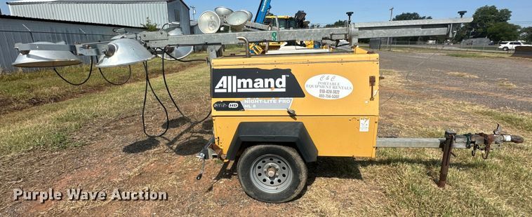 image for item DO7017 Allmand  Night-Light Pro NL 8  light plant