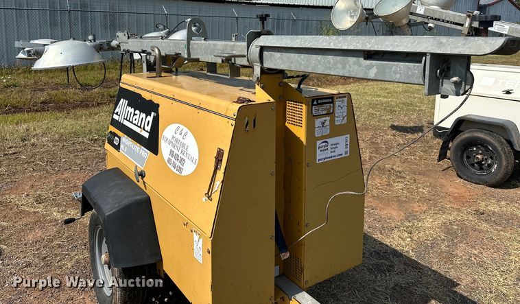 image for item DO7017 Allmand  Night-Light Pro NL 8  light plant