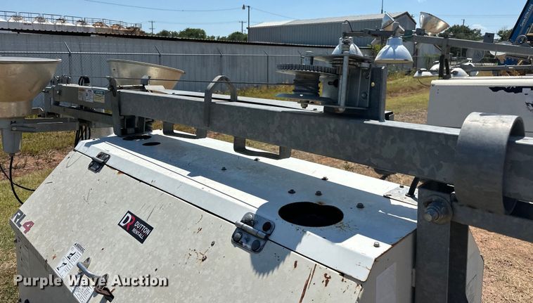 image for item DO7018 2012 Terex RL4 light plant