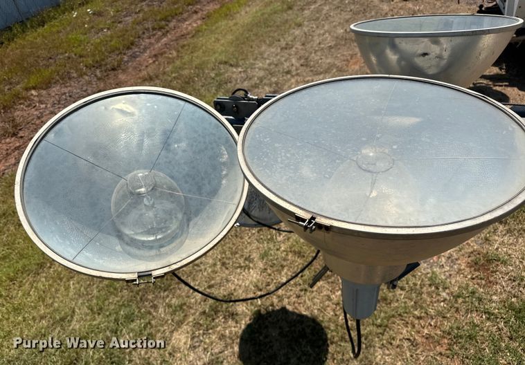 image for item DO7018 2012 Terex RL4 light plant