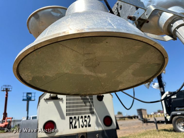 image for item DO7018 2012 Terex RL4 light plant