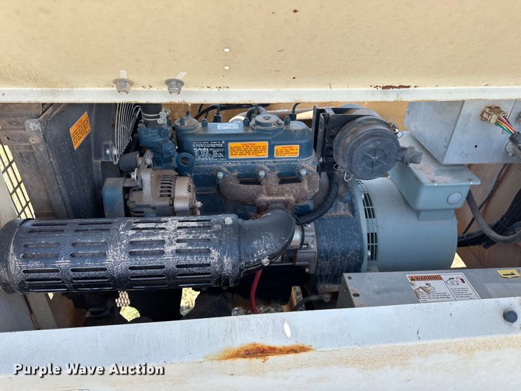 image for item DO7018 2012 Terex RL4 light plant