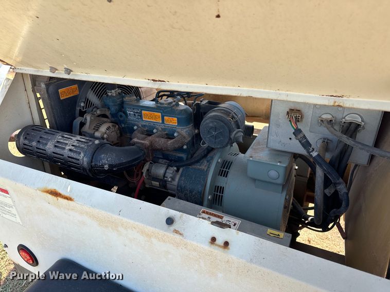 image for item DO7018 2012 Terex RL4 light plant