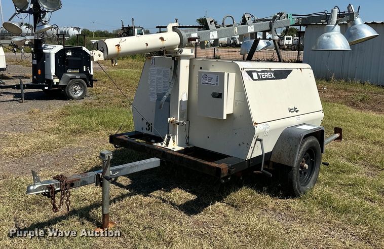 image for item DO7019 Terex  light plant