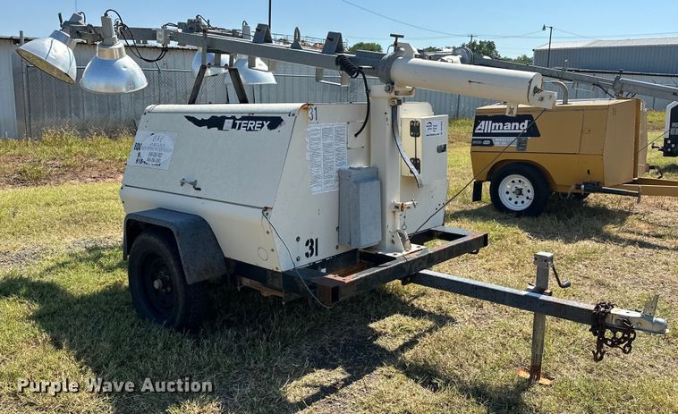 image for item DO7019 Terex  light plant