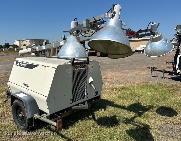 image for item DO7019 Terex  light plant