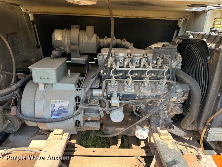 image for item DO7019 Terex  light plant