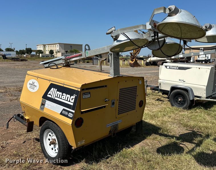 image for item DO7020 Allmand  Maxi-Lite ML20 light plant