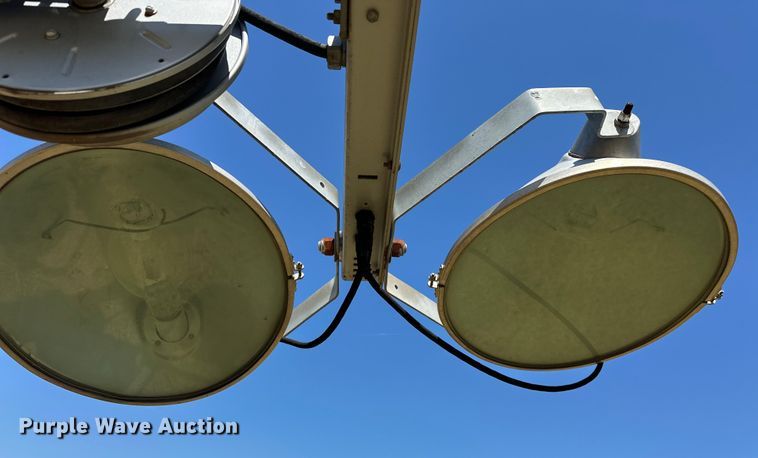 image for item DO7020 Allmand  Maxi-Lite ML20 light plant