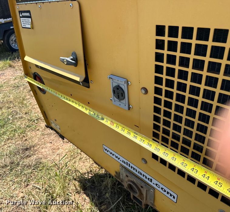 image for item DO7020 Allmand  Maxi-Lite ML20 light plant