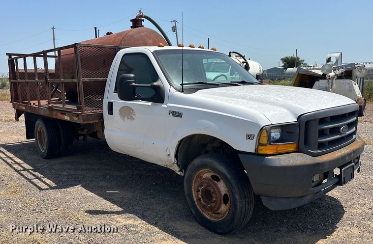 image for item DO7021 1999 Ford F450 Super Duty flatbed truck