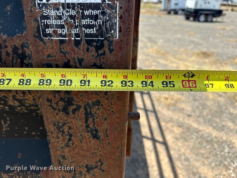 image for item DO7021 1999 Ford F450 Super Duty flatbed truck