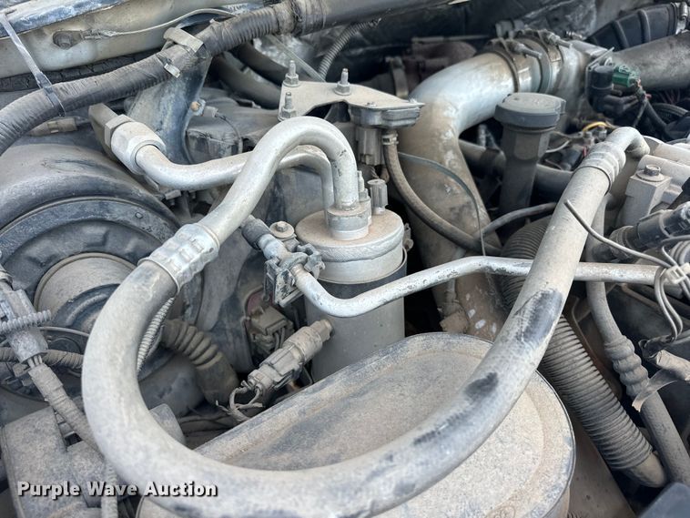 image for item DO7021 1999 Ford F450 Super Duty flatbed truck