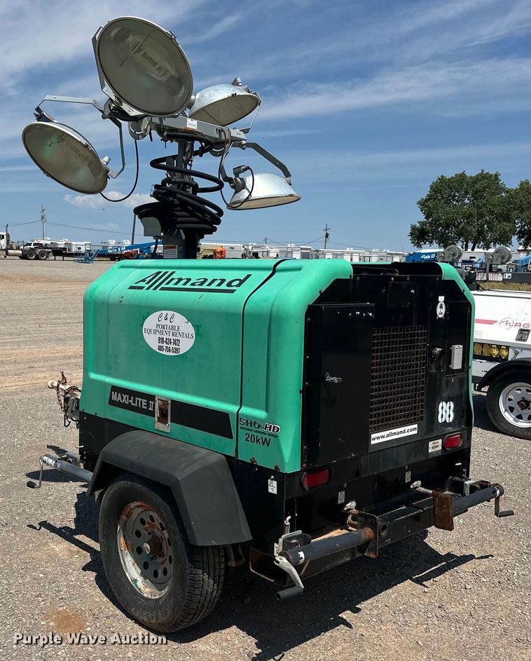 image for item DO7068 Allmand  Maxi-Lite II light plant