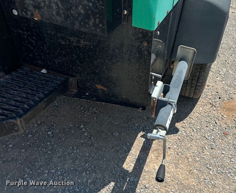 image for item DO7068 Allmand  Maxi-Lite II light plant