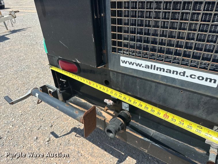 image for item DO7068 Allmand  Maxi-Lite II light plant