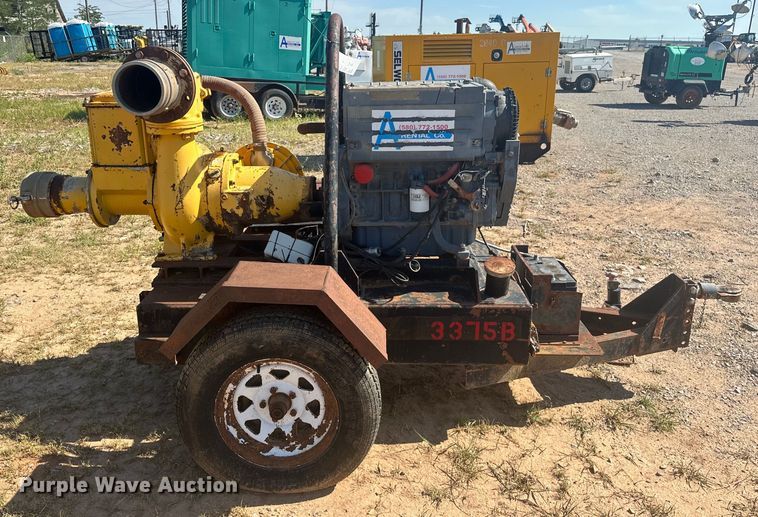 image for item DO7076 Selwood  water pump 