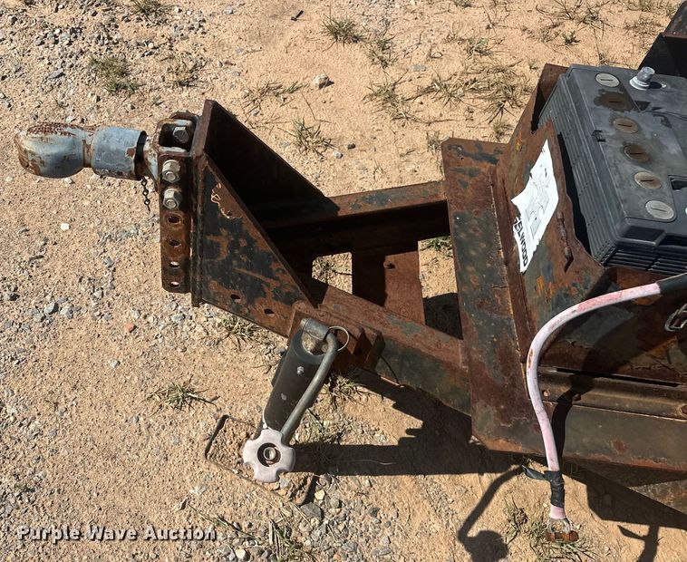 image for item DO7076 Selwood  water pump 