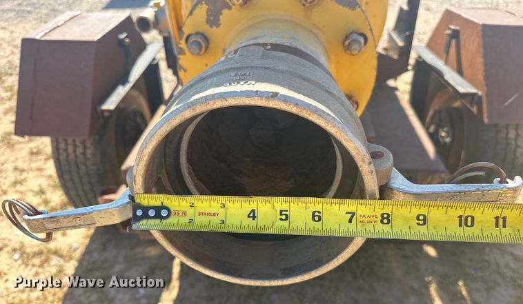 image for item DO7076 Selwood  water pump 