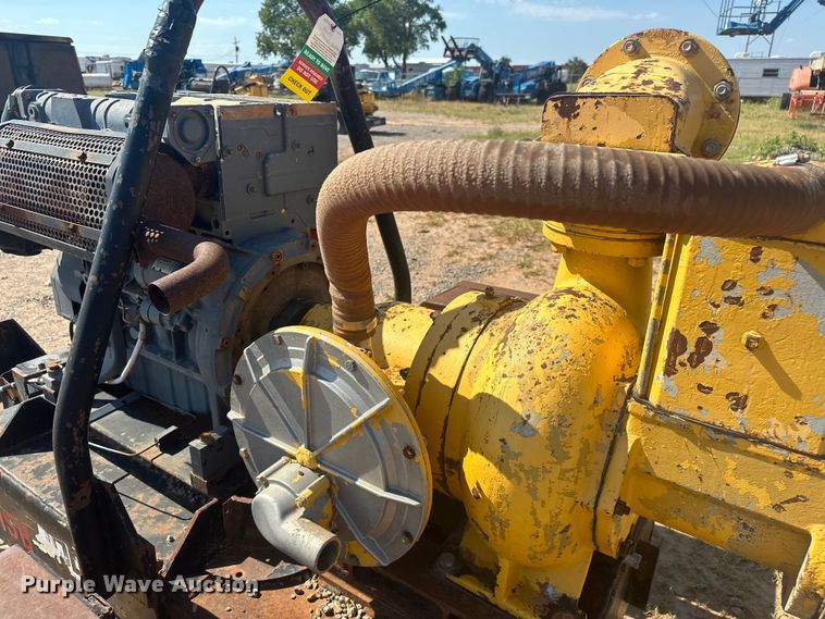 image for item DO7076 Selwood  water pump 