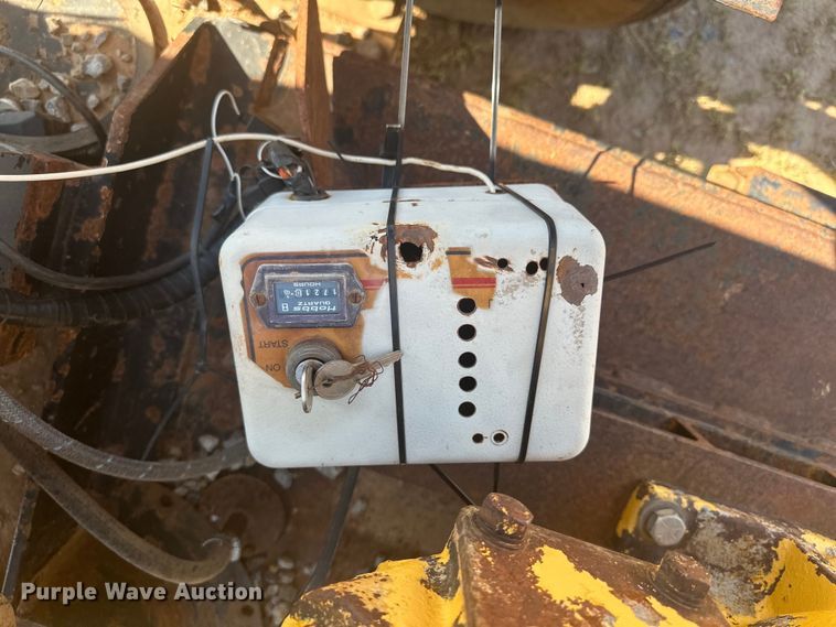 image for item DO7076 Selwood  water pump 