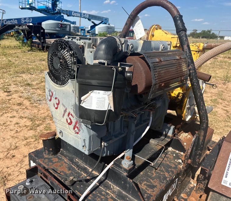 image for item DO7076 Selwood  water pump 