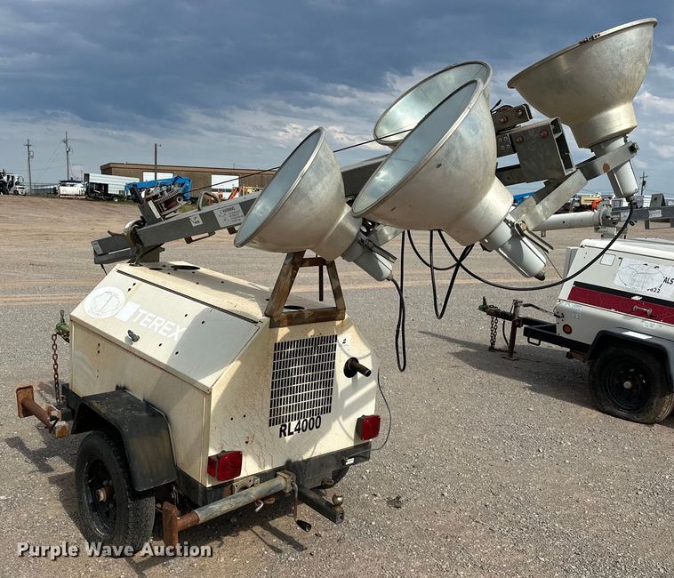 image for item DO7084 Terex RL4000 light plant