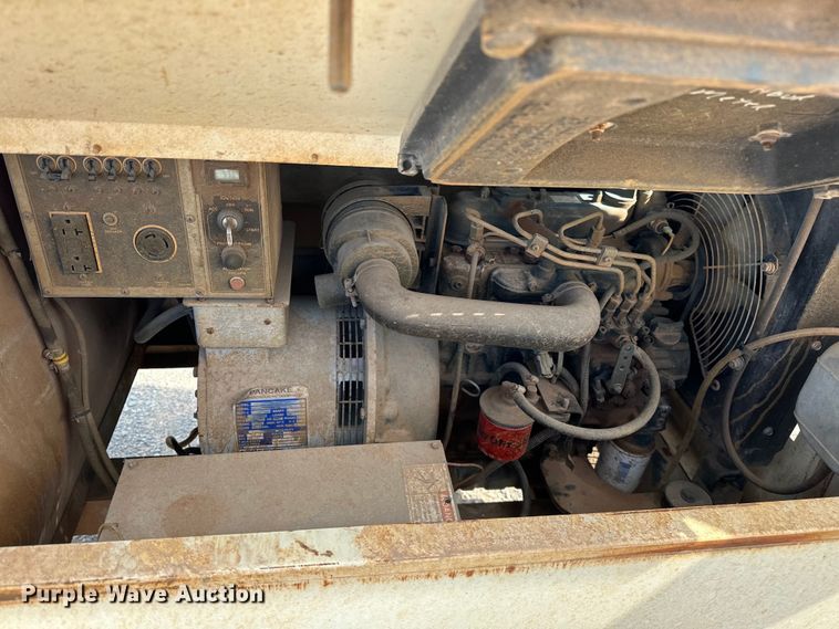 image for item DO7084 Terex RL4000 light plant