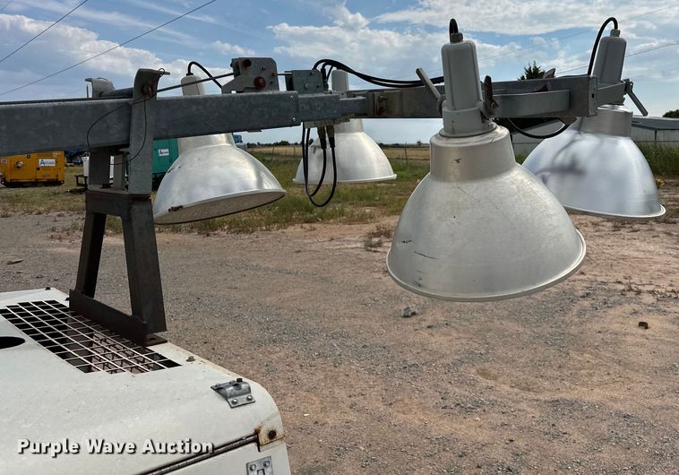 image for item DO7085 Terex 05000AL-4MH light plant