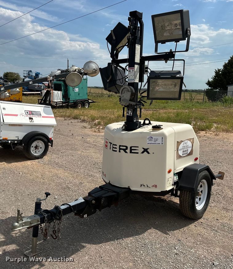 image for item DO7086 2016 Terex RL4 light plant