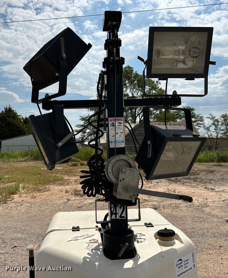 image for item DO7086 2016 Terex RL4 light plant