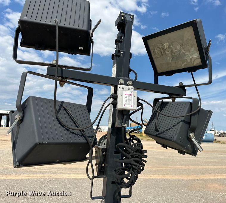 image for item DO7086 2016 Terex RL4 light plant