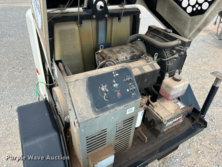 image for item DO7086 2016 Terex RL4 light plant